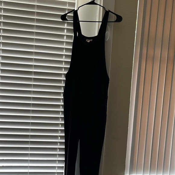 Silence and noise black jumpsuit - Picture 3 of 4